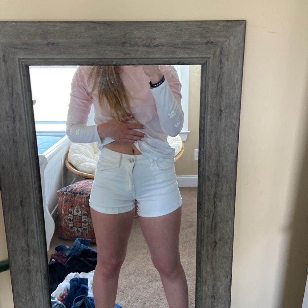 American eagle white shorts